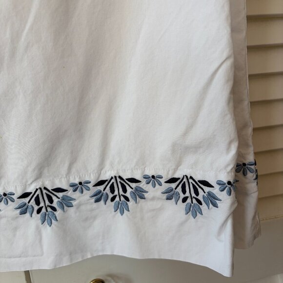 Pottery Barn set of pillow cases Blossom Embroidered Percale white blue standard - Picture 4 of 9